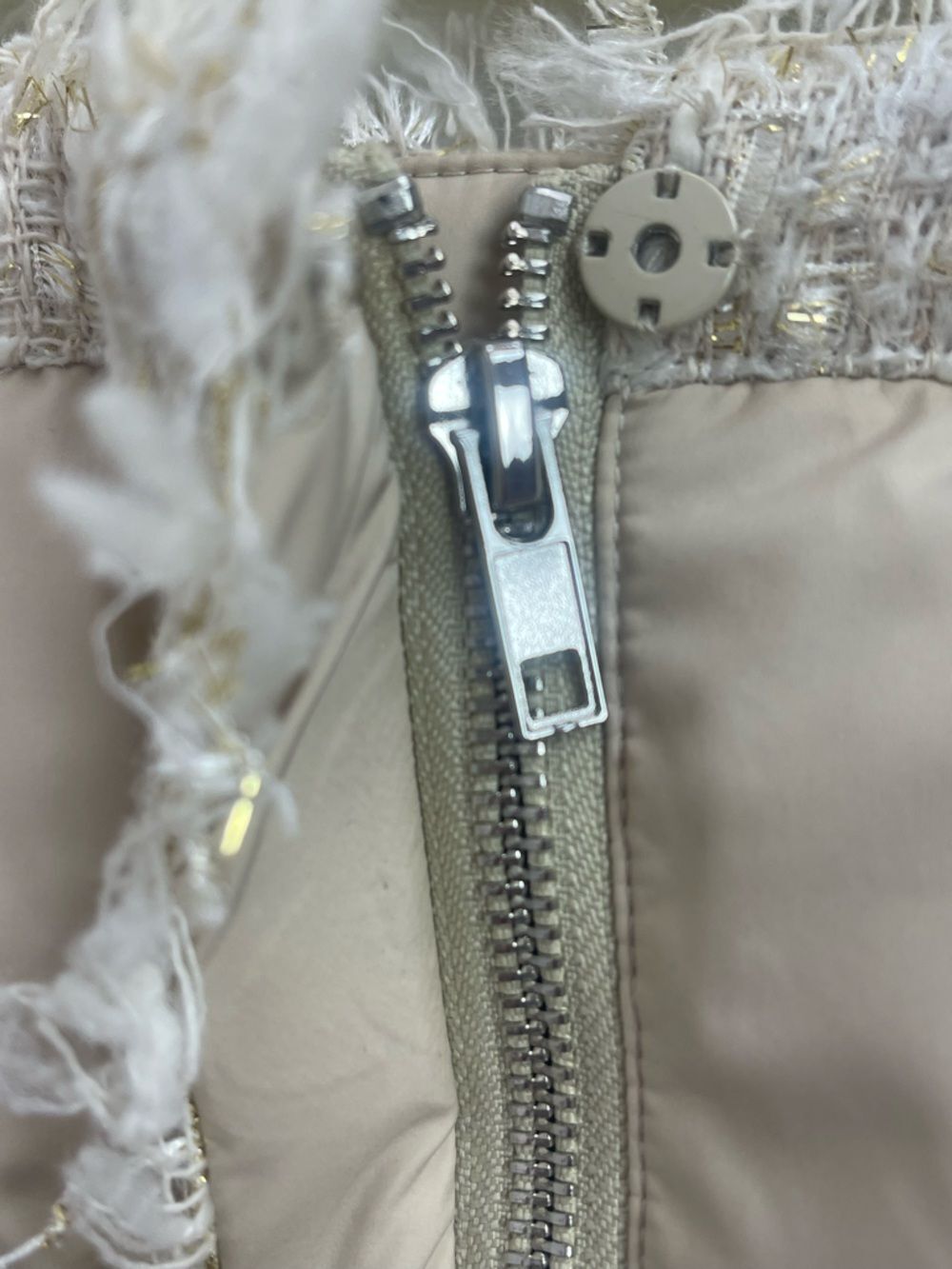 Mukzin Cream Quilted Puffer Mini Skirt Tweed Trim Coquette Size Small - Picture 7 of 9